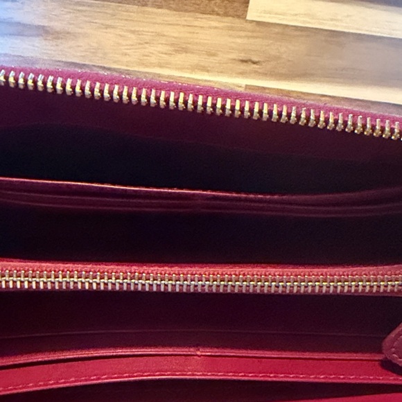 Miu Miu Fuchsia Crocodile Embossed Wallet - Picture 9 of 12